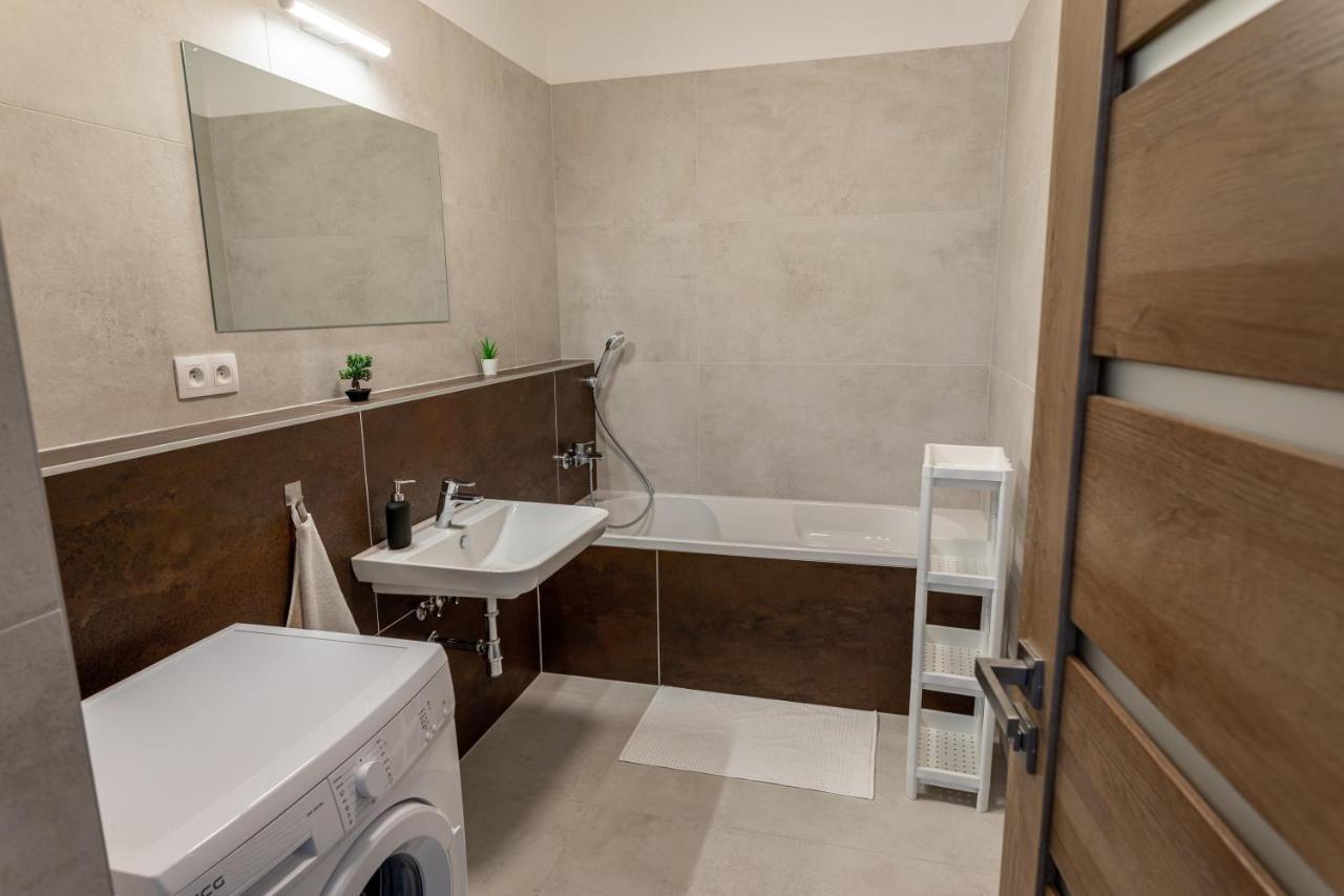 Apartament Stresny Aparman Pri Mlyne Skalica Zewnętrze zdjęcie