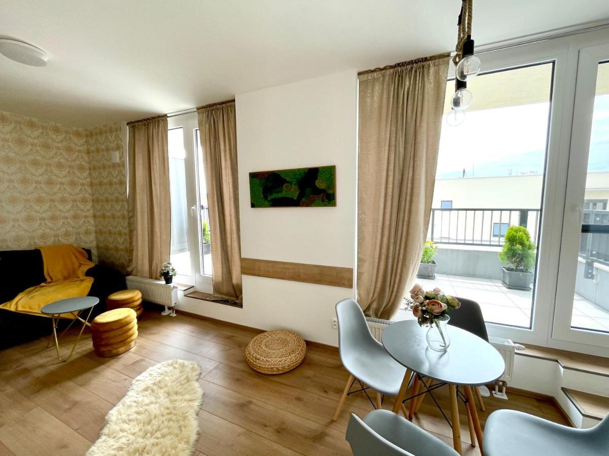 Apartament Stresny Aparman Pri Mlyne Skalica Zewnętrze zdjęcie