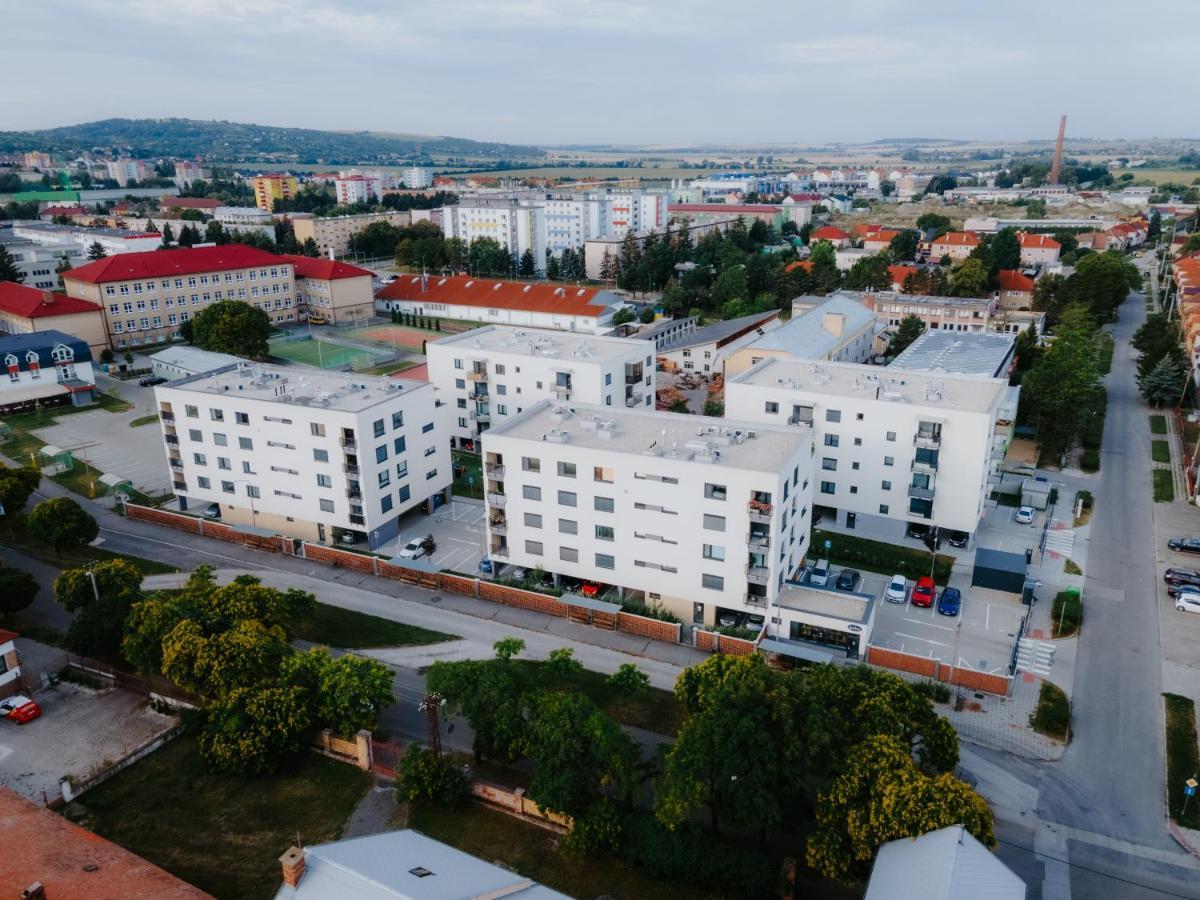 Apartament Stresny Aparman Pri Mlyne Skalica Zewnętrze zdjęcie